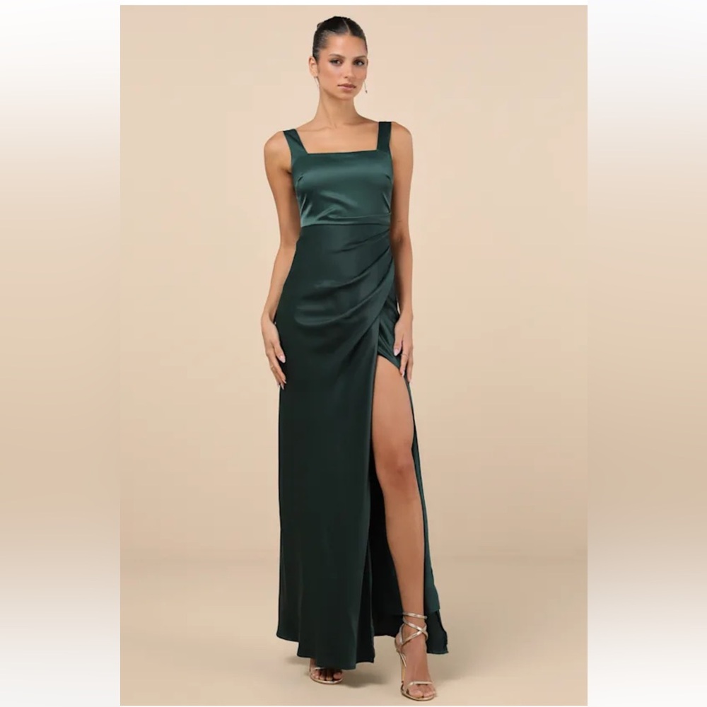 Lulus Women's Red Carpet Romance Emerald Green Satin Square Neck Maxi Dress